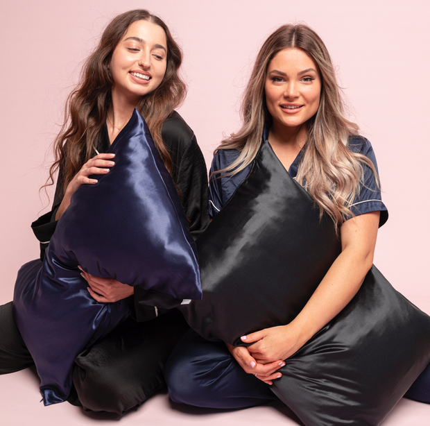 100% Silk Zippered Pillowcase Inky Black